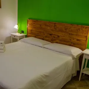 Couette-café La Fornasetta, Milan