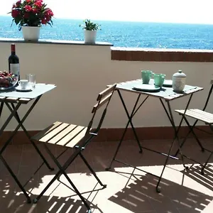 a-casa-di-edo.sicilyhotelsitaly.net/